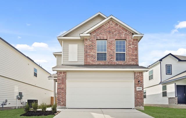 3-bedroom rental at 4951 Blue Ranch in San Antonio, TX — photo 3
