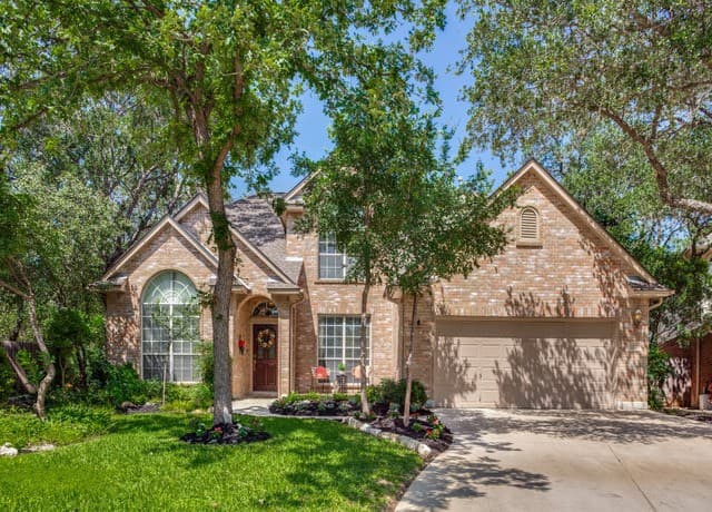 4-bedroom rental at 1107 Tokalon in San Antonio, TX — photo 1