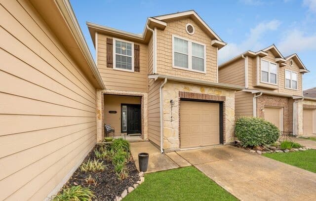 3-bedroom rental at 27142 Villa Toscana in San Antonio, TX — photo 4