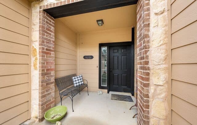3-bedroom rental at 27142 Villa Toscana in San Antonio, TX — photo 5