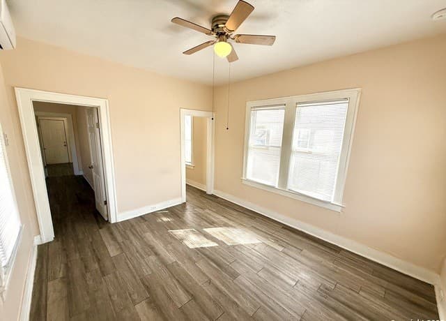 1-bedroom rental at 411 Canton in San Antonio, TX — photo 3