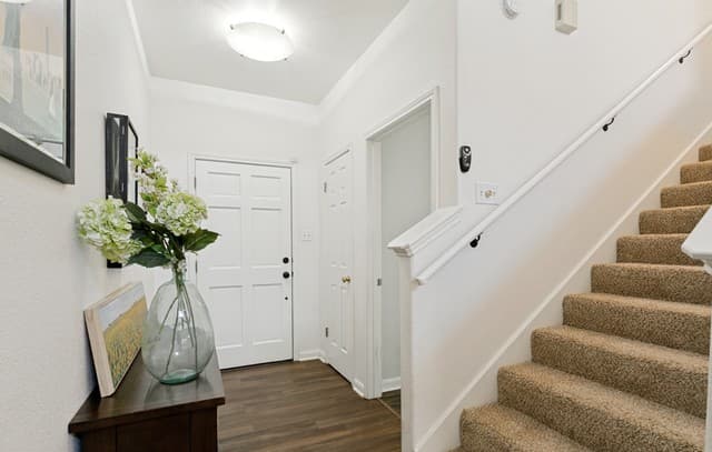 Home for sale at 142 Oakwell Farms Pkwy Unit 142 in San Antonio, TX — photo 2