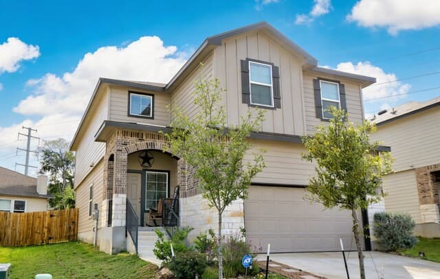 4-bedroom rental at 7214 Salado Creek Pkwy in San Antonio, TX — photo 2