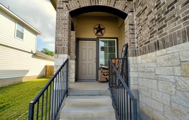 4-bedroom rental at 7214 Salado Creek Pkwy in San Antonio, TX — photo 3