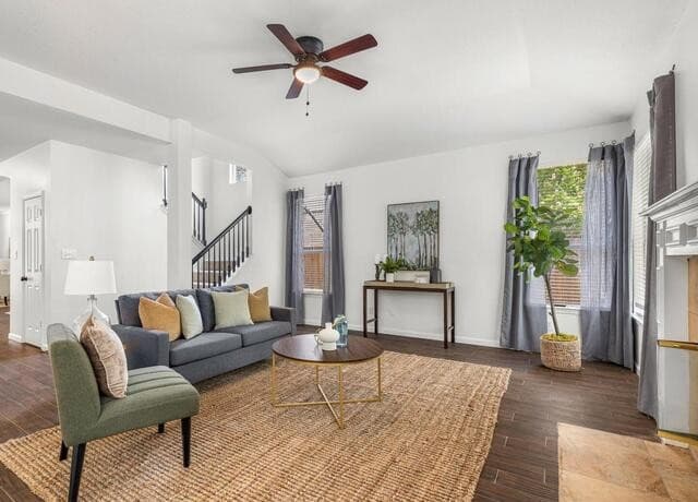 5-bedroom rental at 2606 Ashton Village Dr in San Antonio, TX — photo 3