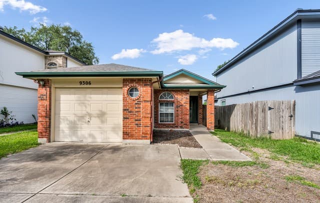 2-bedroom rental at 9306 Gillcross Way in San Antonio, TX — photo 4