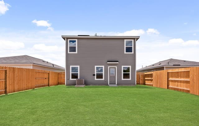 3-bedroom rental at 11523 Woodpecker Drive in San Antonio, TX — photo 3