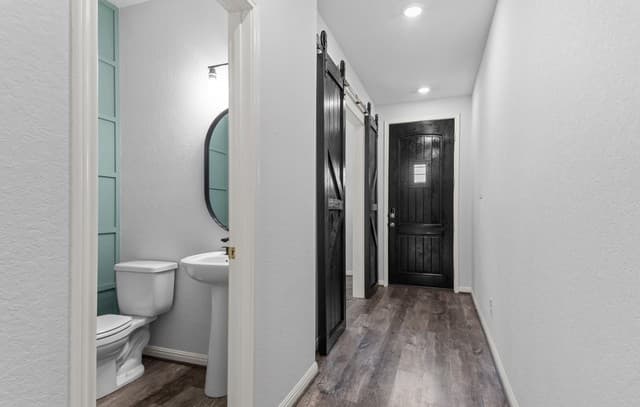 4-bedroom rental at 9534 Novacek in San Antonio, TX — photo 3