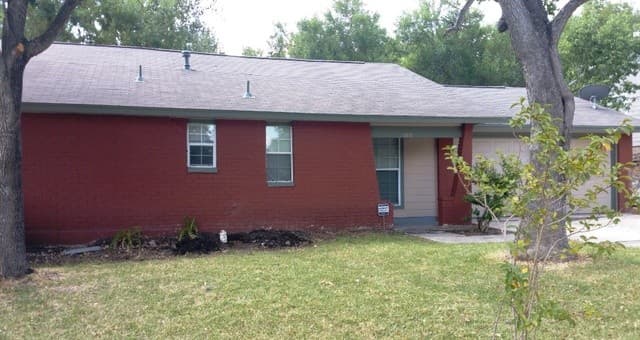 3-bedroom rental at 8818 Slumber Ln in Converse, TX — photo 5