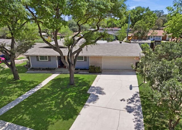 3-bedroom rental at 222 Sonata Dr in San Antonio, TX — photo 1