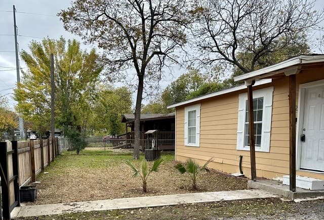 2-bedroom rental at 1819 Madrid St in San Antonio, TX — photo 1