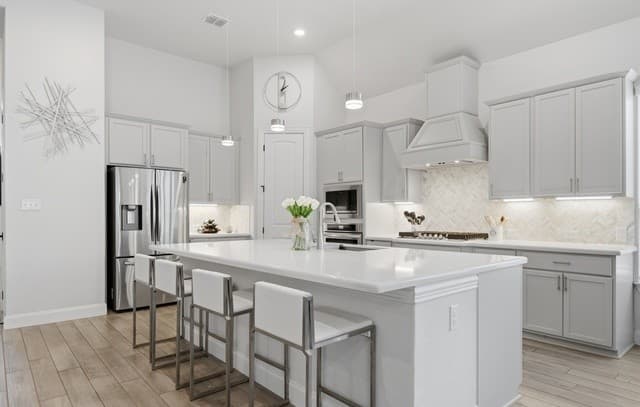 4-bedroom rental at 122 Huntwick in San Antonio, TX — photo 5
