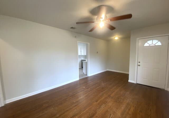 3-bedroom rental at 158 Weizmann St in San Antonio TX