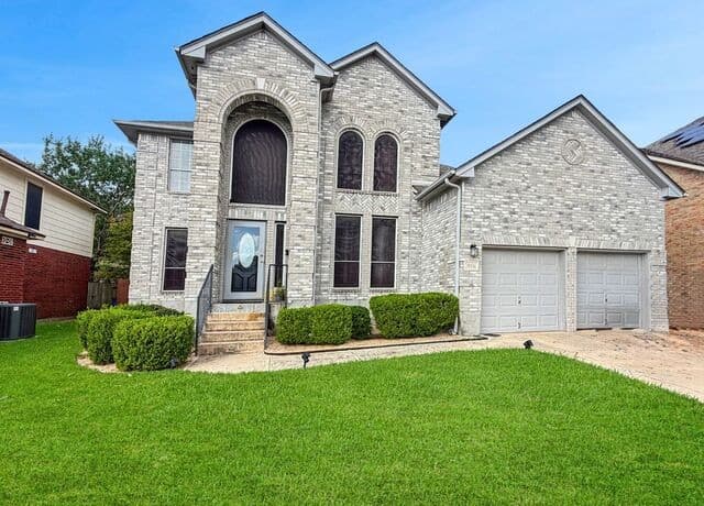 4-bedroom rental at 19531 Azure Oak in San Antonio, TX — photo 1