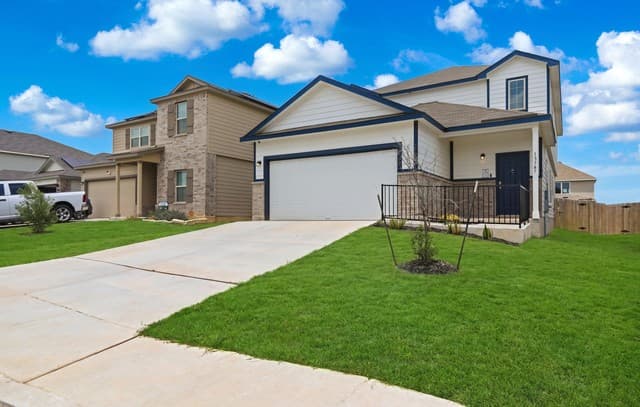 4-bedroom rental at 13747 Pinkston in San Antonio, TX — photo 2