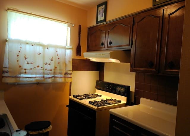 3-bedroom rental at 5222 Foxcross Dr in Kirby, TX — photo 4