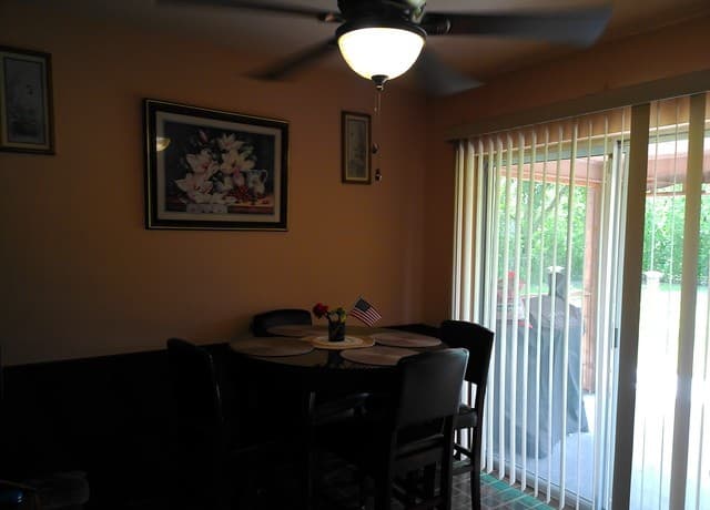 3-bedroom rental at 5222 Foxcross Dr in Kirby, TX — photo 5