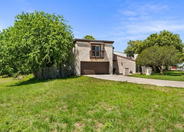 3-bedroom rental at 115 Bentwood Dr in Boerne, TX — photo 1