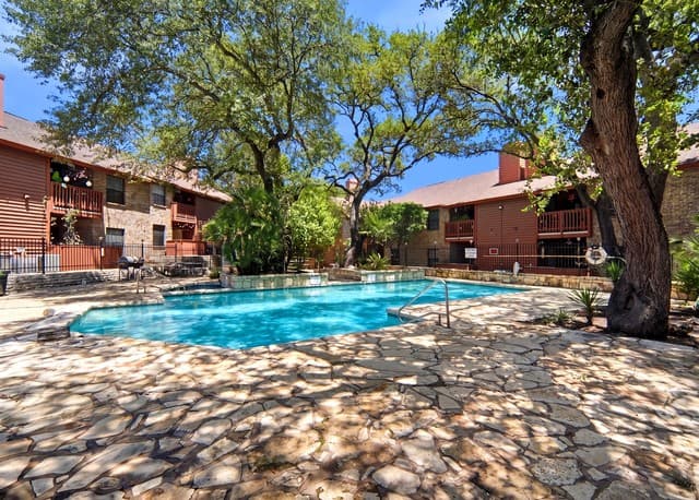 1-bedroom rental at 13018 Heimer Rd Unit 505 in San Antonio, TX — photo 1