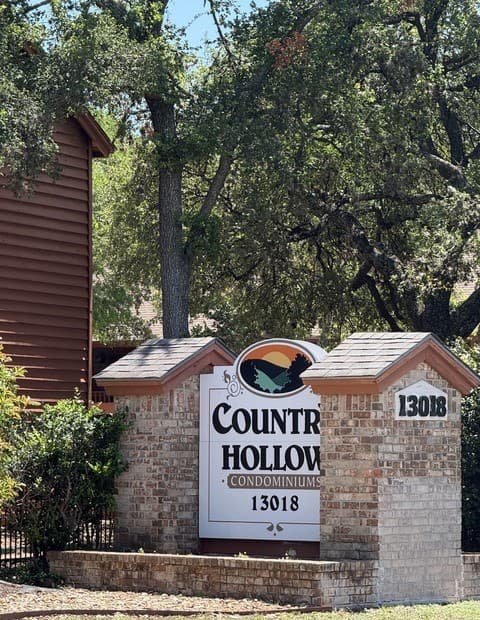 1-bedroom rental at 13018 Heimer Rd Unit 505 in San Antonio, TX — photo 2