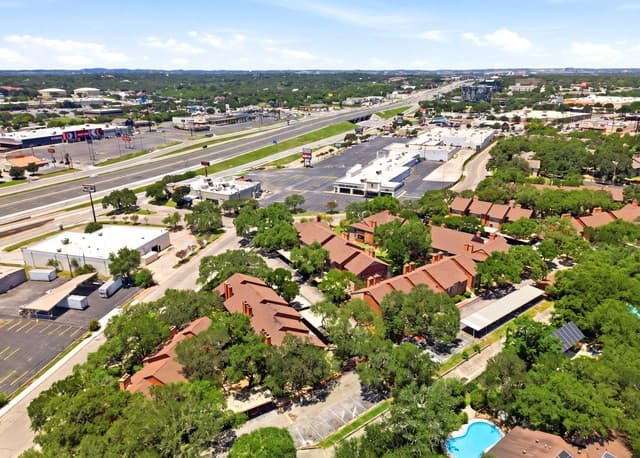 1-bedroom rental at 13018 Heimer Rd Unit 505 in San Antonio, TX — photo 3