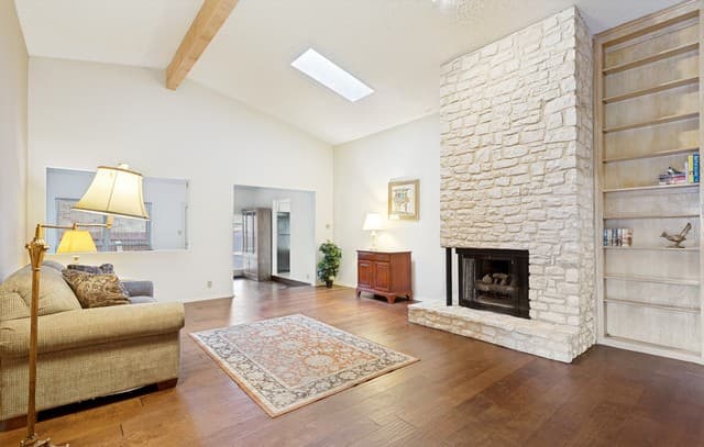 2-bedroom rental at 11906 Pepperidge in San Antonio, TX — photo 4
