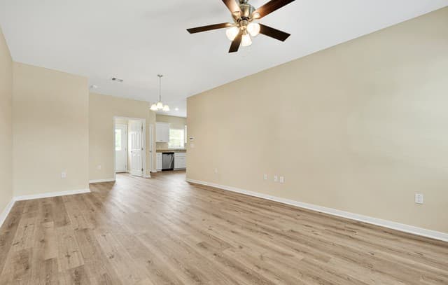 3-bedroom rental at 602 Villa Linda in San Antonio, TX — photo 3