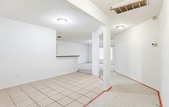 3-bedroom rental at 11710 Luckey Ledge in San Antonio, TX — photo 4
