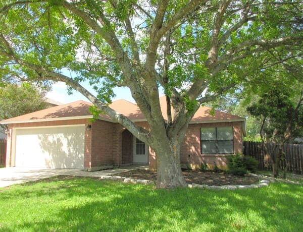 3-bedroom rental at 508 Wayward Pass in Schertz, TX — photo 1