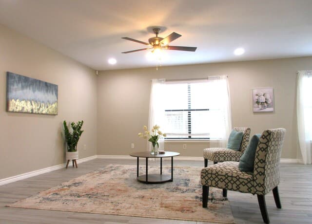 3-bedroom rental at 508 Wayward Pass in Schertz, TX — photo 2