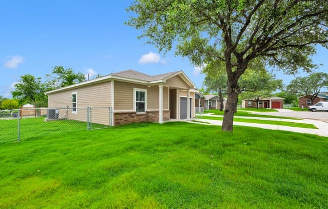 3-bedroom rental at 618 Villa Linda in San Antonio, TX — photo 3