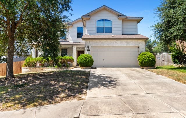 3-bedroom rental at 10303 Buckskin Rise in San Antonio, TX — photo 1