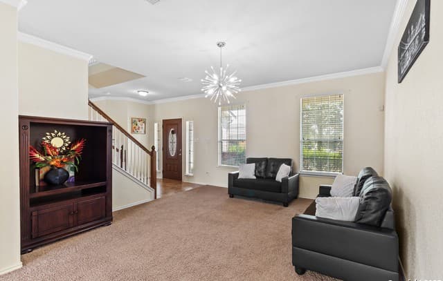 3-bedroom rental at 10303 Buckskin Rise in San Antonio, TX — photo 4
