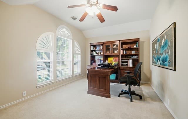 3-bedroom rental at 4516 Ridge Canyon in Schertz, TX — photo 5