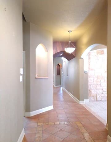 3-bedroom rental at 5714 Southern Oaks in San Antonio, TX — photo 5