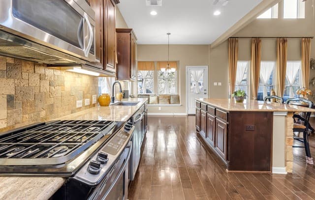 4-bedroom rental at 25526 Wesley Park in San Antonio, TX — photo 5
