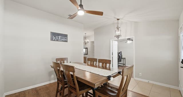4-bedroom rental at 13511 Biltmore Lks in Live Oak, TX — photo 5