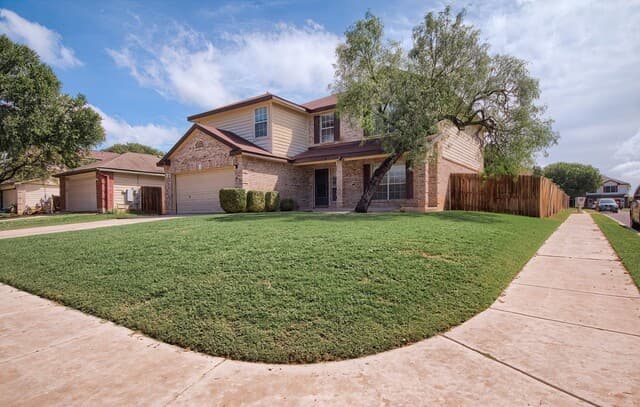 3-bedroom rental at 3500 Saratoga in Schertz, TX — photo 2