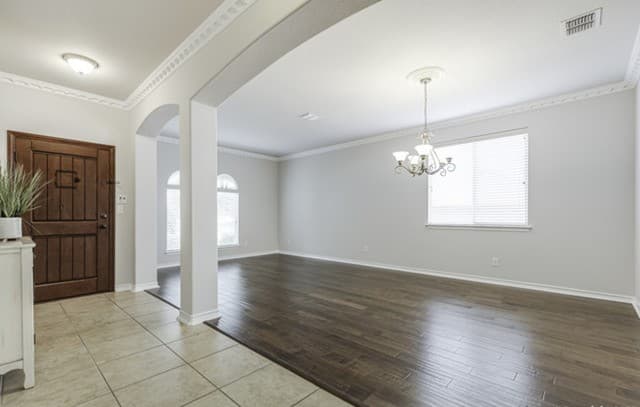 4-bedroom rental at 18306 W Muir Glen Dr in San Antonio, TX — photo 4