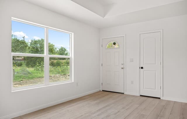 4-bedroom rental at 9446 Strech Ave in San Antonio, TX — photo 2