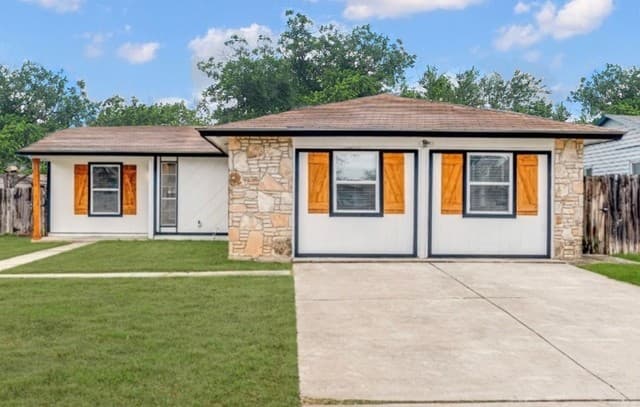 4-bedroom rental at 5907 Cliffmore Dr in San Antonio, TX — photo 4