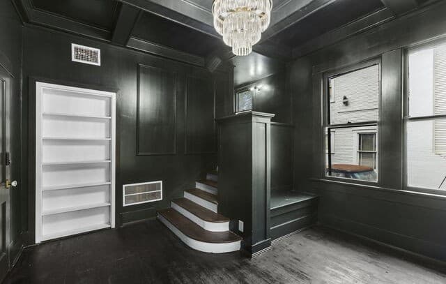 rental at 940 W Mulberry in San Antonio, TX — photo 4