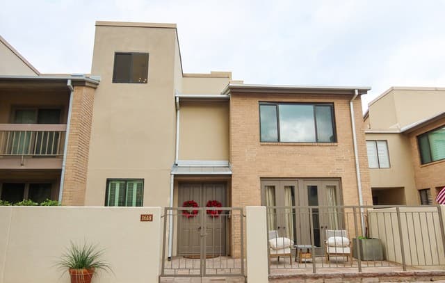 3-bedroom rental at 4001 N New Braunfels Ave Unit 1618-C in San Antonio, TX — photo 1