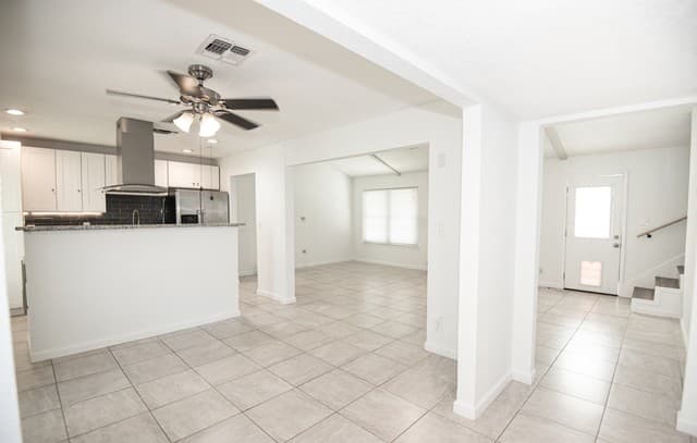 3-bedroom rental at 12122 Cherry Blossom St in San Antonio, TX — photo 4