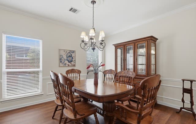 4-bedroom rental at 13515 Bluffton Park in San Antonio, TX — photo 2