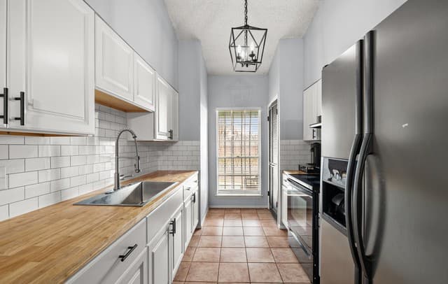 4-bedroom rental at 2835 Hiawatha in San Antonio, TX — photo 3