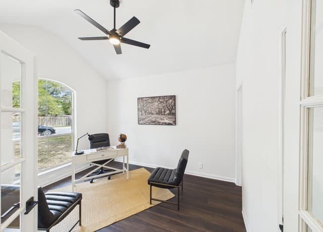 4-bedroom rental at 27943 Sonoma Ambre in Boerne, TX — photo 5