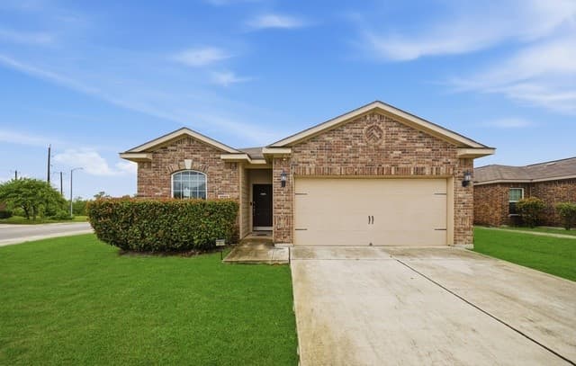 3-bedroom rental at 12519 Switchgrass in San Antonio, TX — photo 1