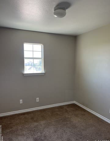 rental at 10027 Vasso Vw in Converse, TX — photo 2