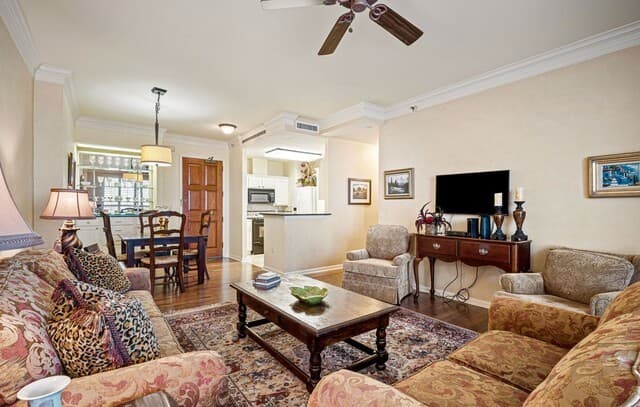 1-bedroom rental at 1 Towers Park Ln Unit 810 in San Antonio, TX — photo 1